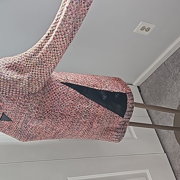 Women's Sweater - Picture 3 of 6